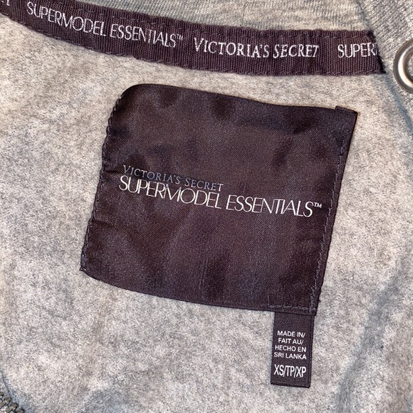 SUPERMODEL ESSENTIAL VICTORIA SECRET FULL ZIP XS - Picture 4 of 5